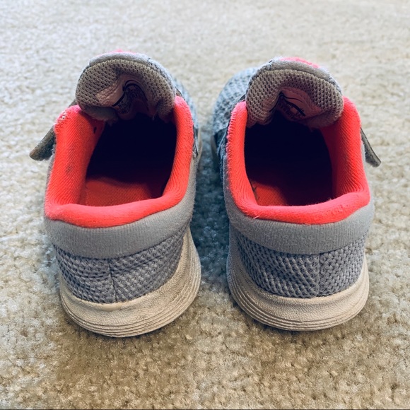 Toddler Sneakers 💕 - Picture 5 of 6